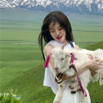 龙纹身的女鬼入镜